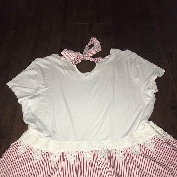 NWT Peplum bow top - Picture 3 of 3